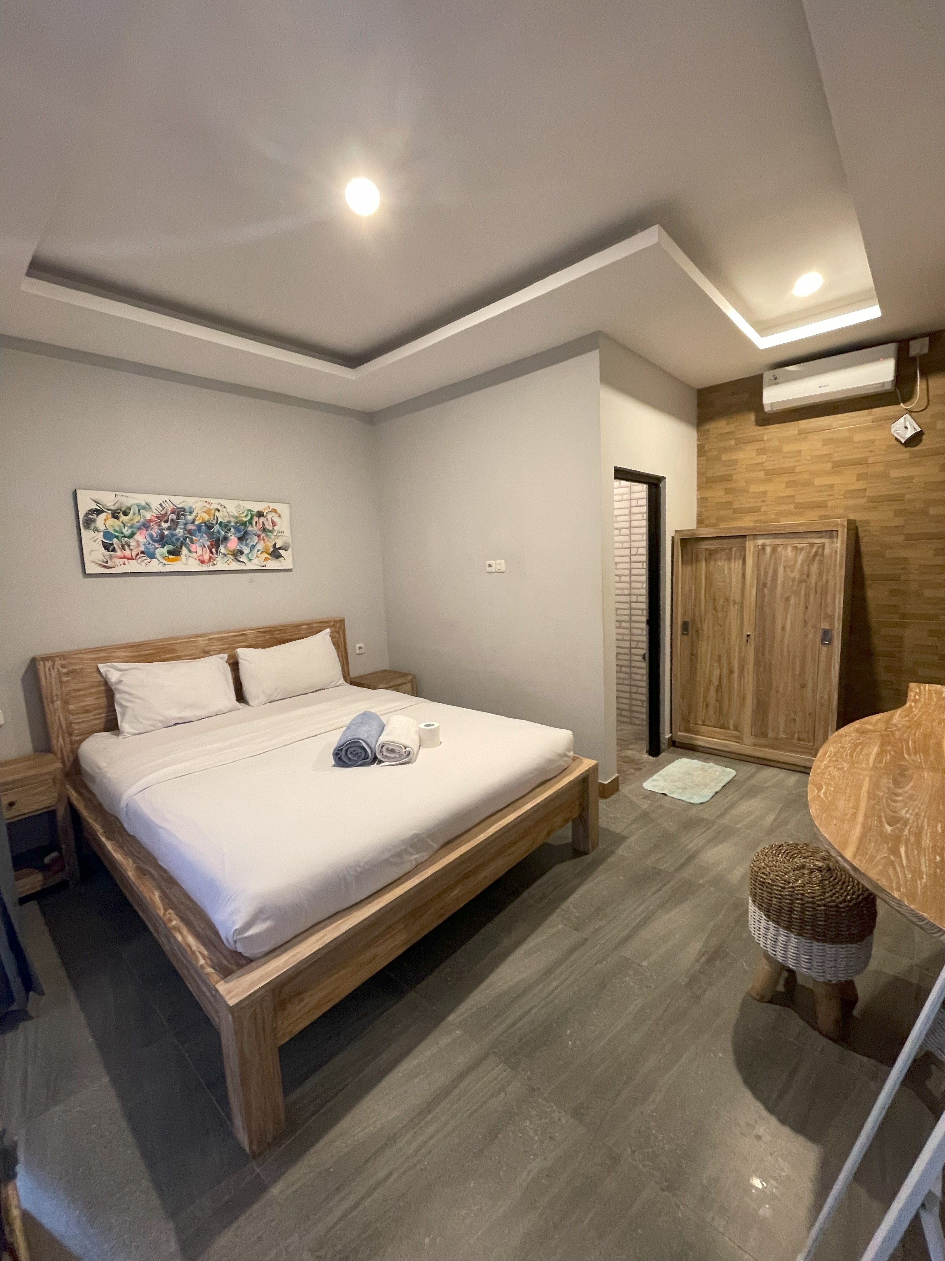 Queen Room Type B Image 1