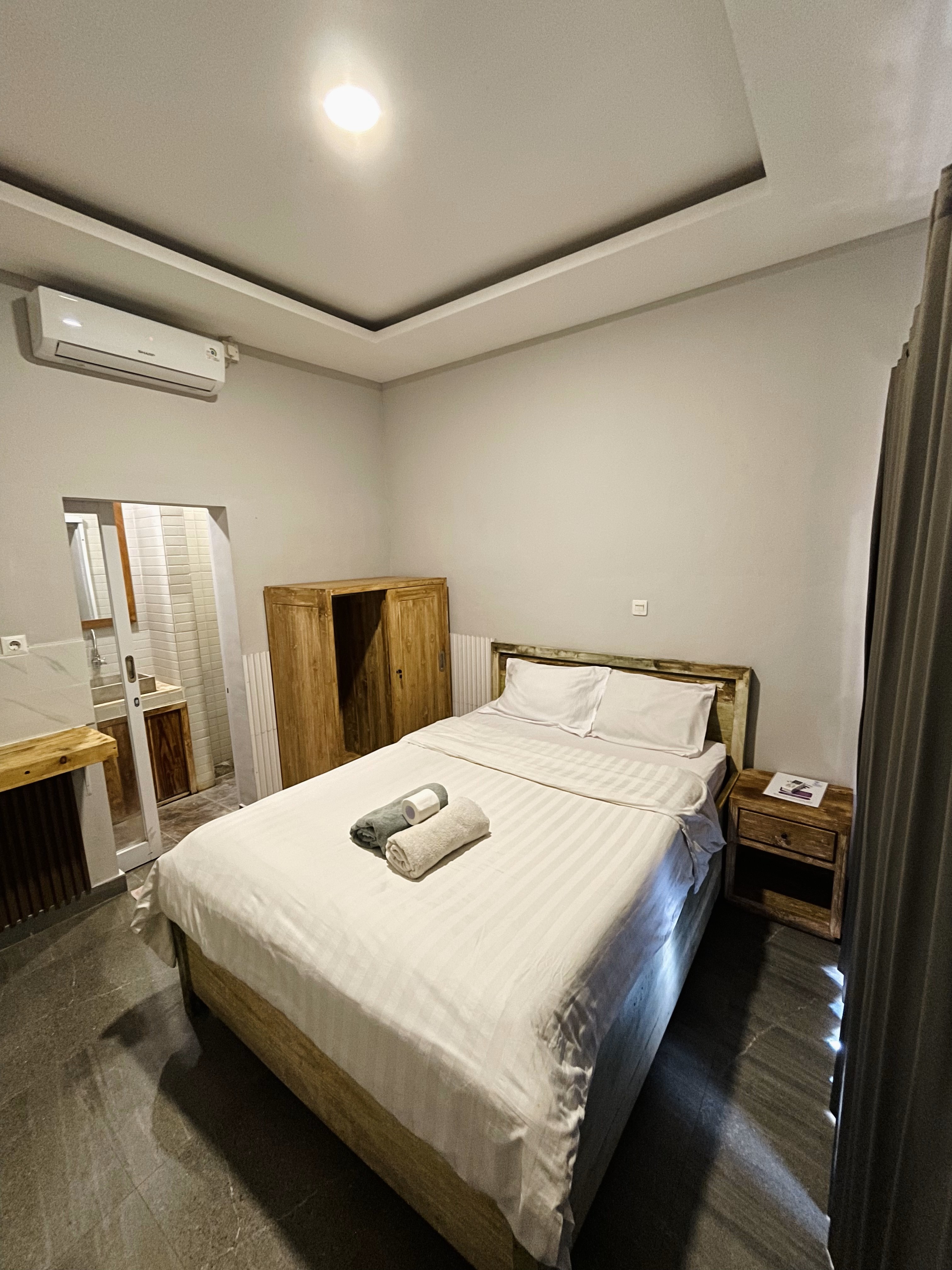 Queen Room Type C Image 1